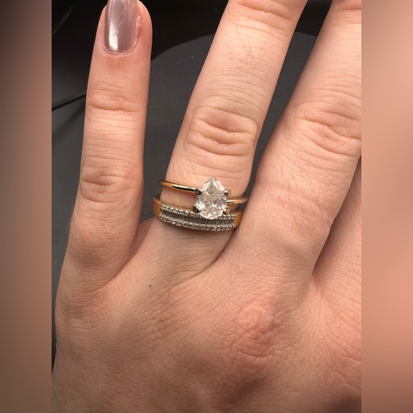 Natural 1ct pear shape diamond in solid 14k gold engagement ring display LOOSE - Picture 11 of 17